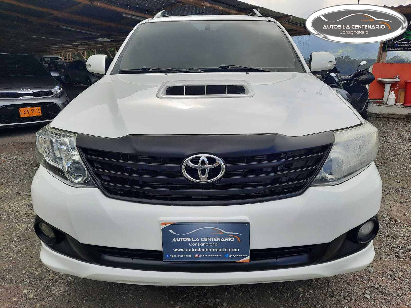 Toyota-FORTUNER